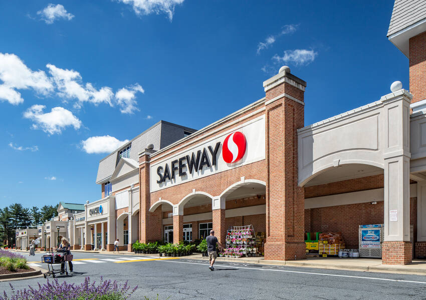 The Shops at Sumner Place