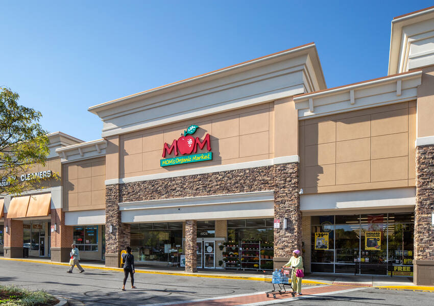 Hilltop Plaza