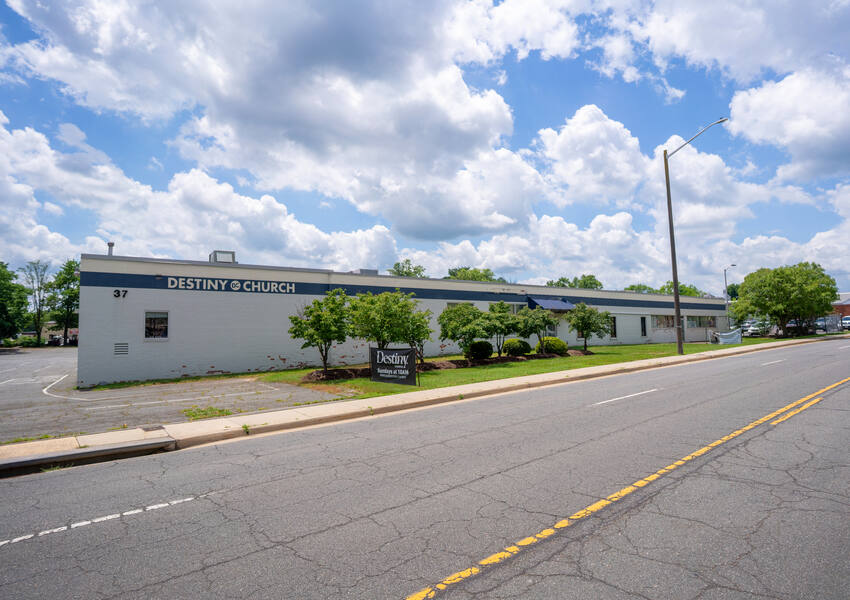 37 Catoctin Cir SE